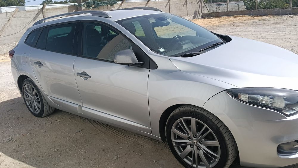 Renault Megane St 1.5 DCI Gtline automatica — photo 2