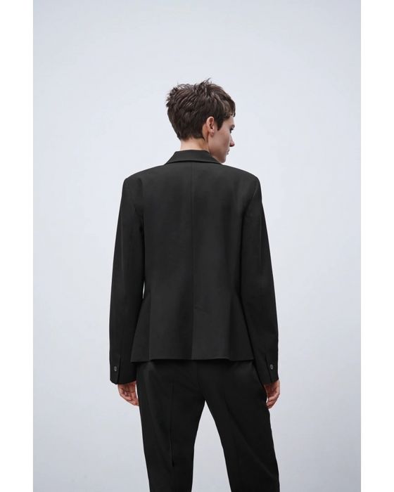 Стильний  блейзер від Zara