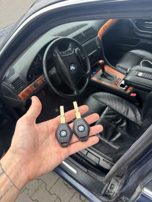 BMW Mini Dorabianie Kluczy Warszawa Programowanie Klucza BMW Mini