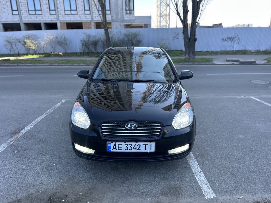 Hyndai accent avtomat