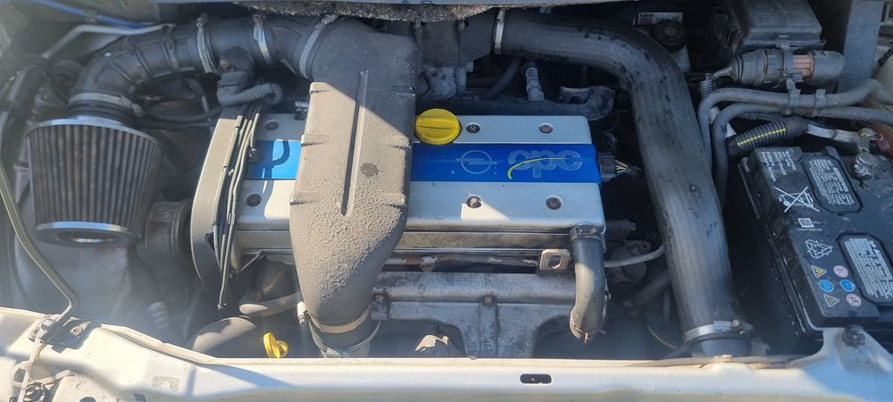 Opel Zafira OPC 2.0 benzyna