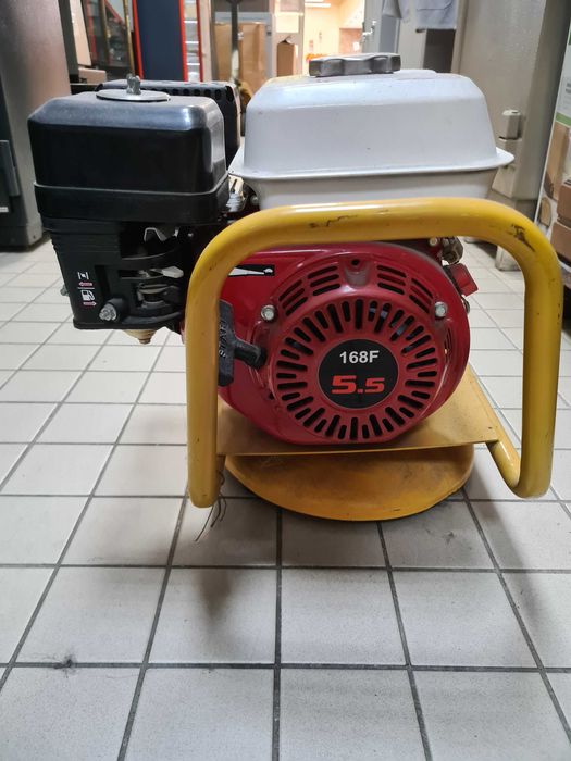 Vibrador de Betão a Gasolina
