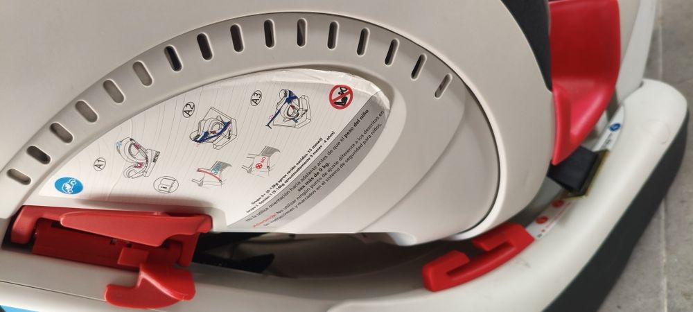 Cadeirinha auto para bebé