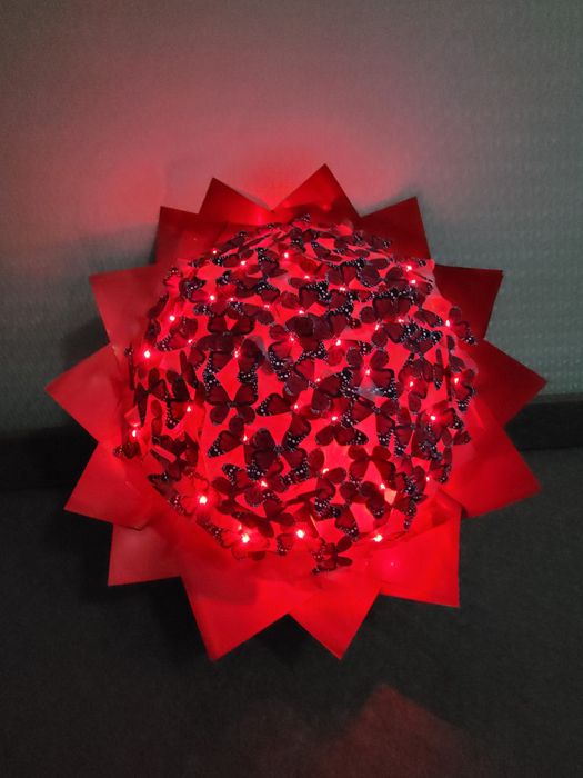 Букети з метеликів