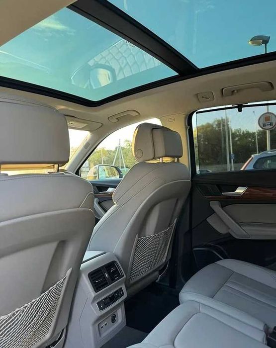 Продам Audi Q5 2022  Quattro  S-Line