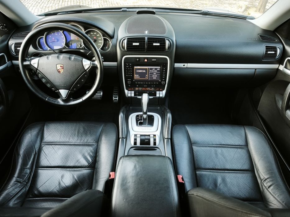 Porsche Cayenne — fotografia 8