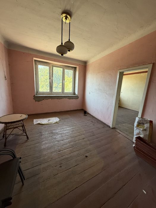 Sprzedam udział 1/8 w kamienicy ze wskazaniem na lokal 77 m² – Starachowice (Gotówka)