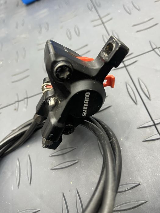 Travão traseiro shimano mt445