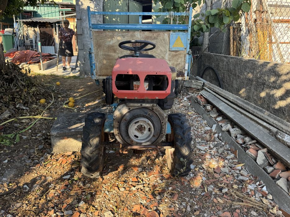 Moto enchada Fort com motor lombardini