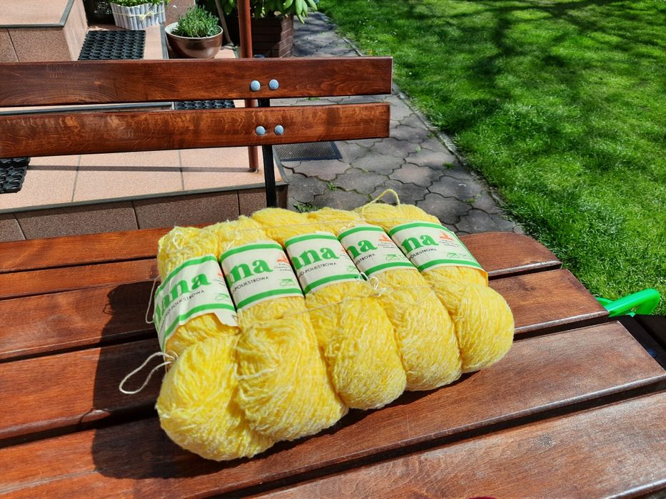 Sprzedam wełnę z czasów PRL