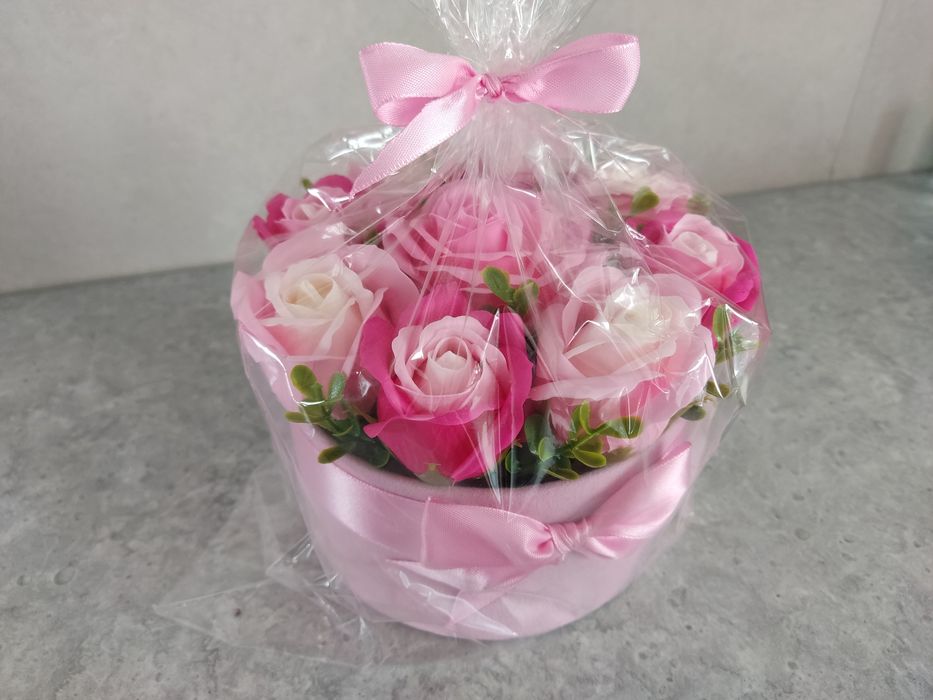 Flower Box z róż mydlanych – nowy
