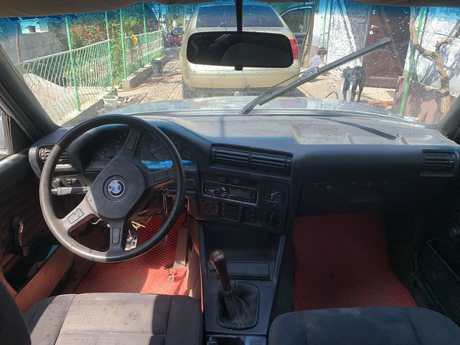 Продам или обменяю  бмв е30
