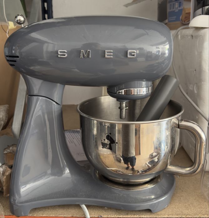 Batedeira com Taça SMEG SMF03GREU (800 W - Taça 4.8 L - Cinzento)