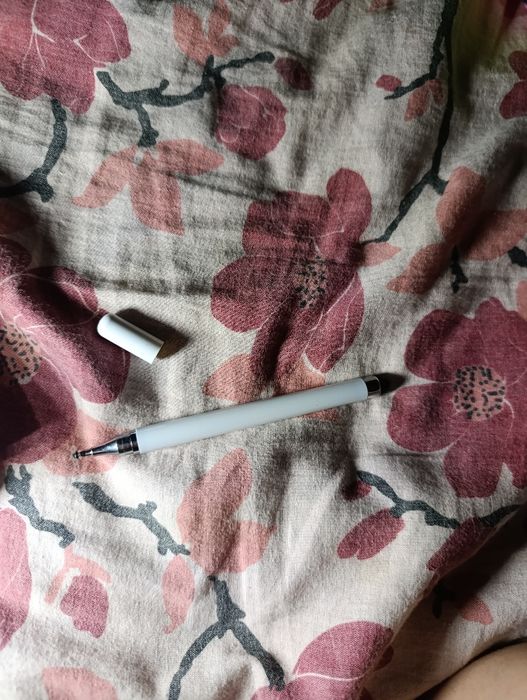 Стилус новий гарний