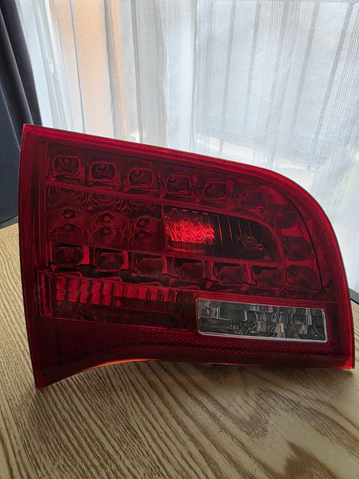 Lampa tył Audi A6C6 LED lewa w klape Audi A6 C6 Avant