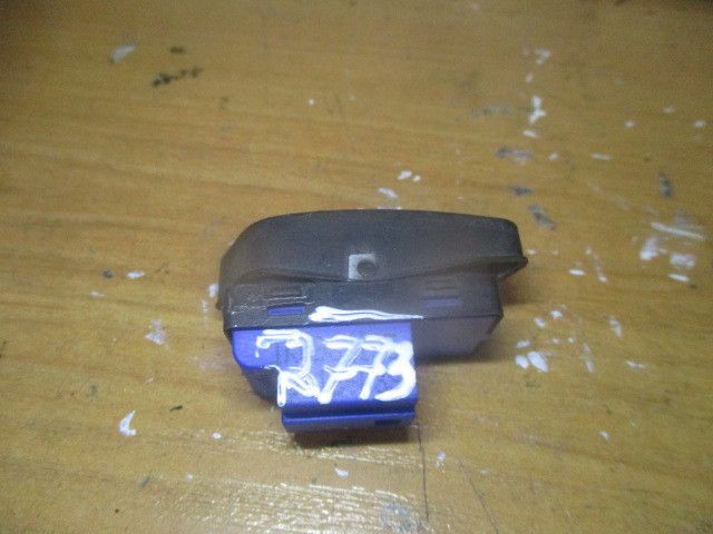 Botão / interruptor trancar portas VOLKSWAGEN Golf V (1K1)
