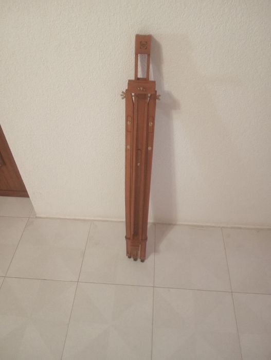 Tripé para pintura