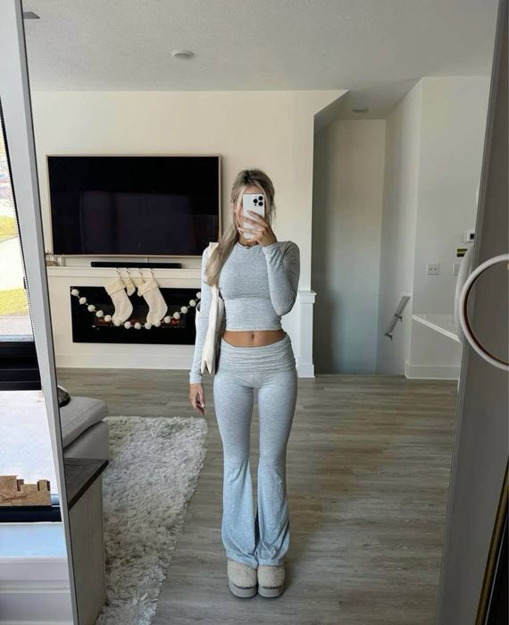 Жіночий костюм лонгслів+лосини, штани з широким підворотом