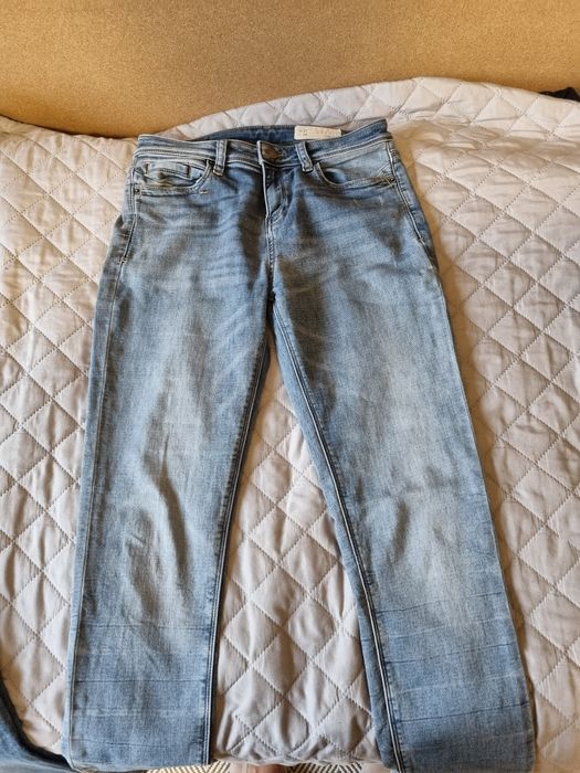 Jeansy Esprit rozm.27