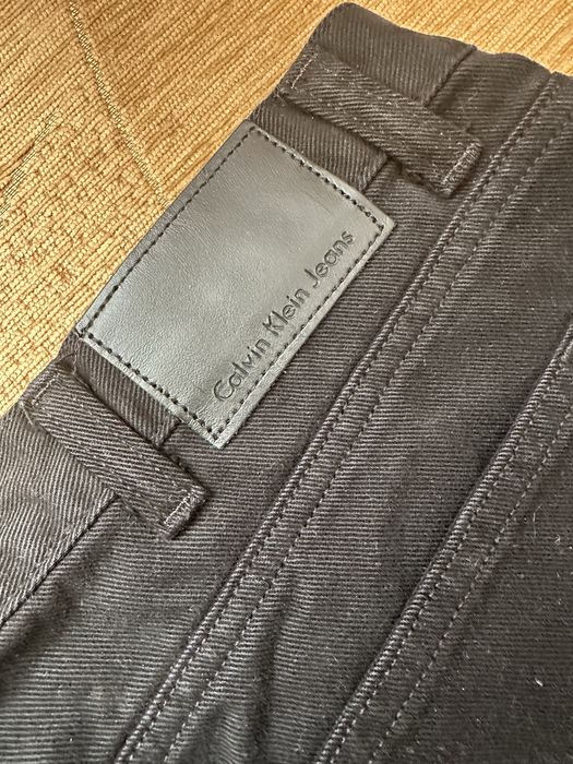 Czarne spodnie męskie Calvin klein