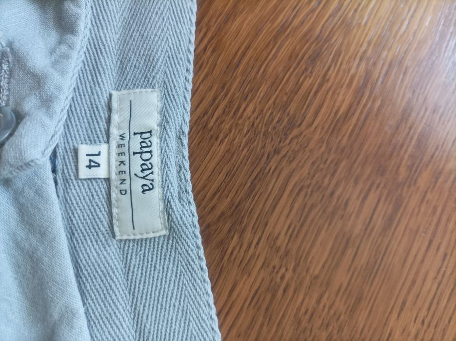 Lniane spodenki damskie.