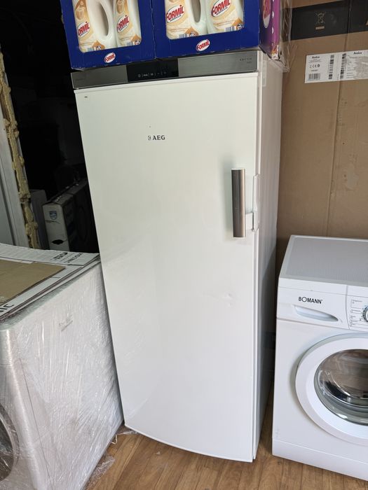 Морозильна камера Koenic nofrost