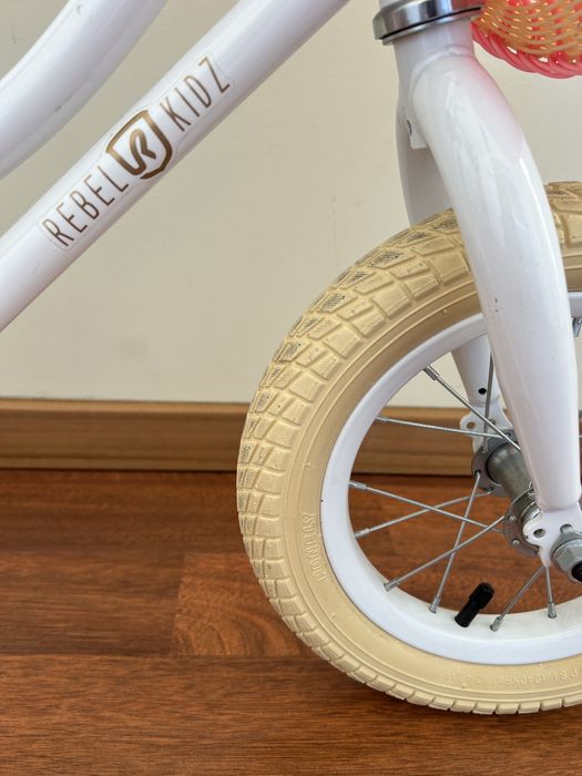 Bicicleta sem pedais Rebel Kidz (como nova!)