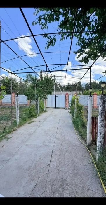 Продаж затишного будинку на Лелеківці