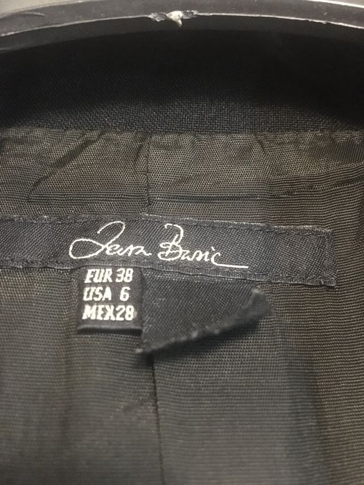 Жикет чорний