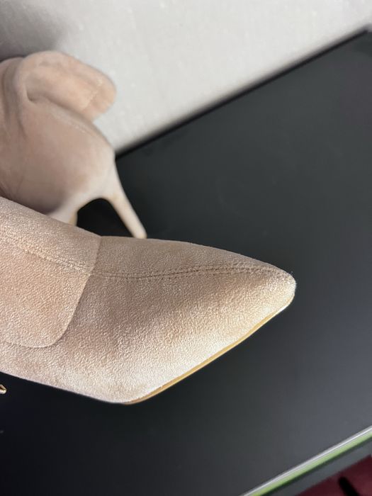 Ботильйони беж на каблуку, бежеві, 38 р. Весняні ботильйони