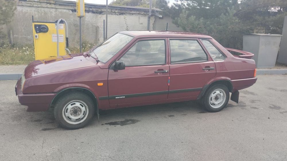 Продам ваз 21099
