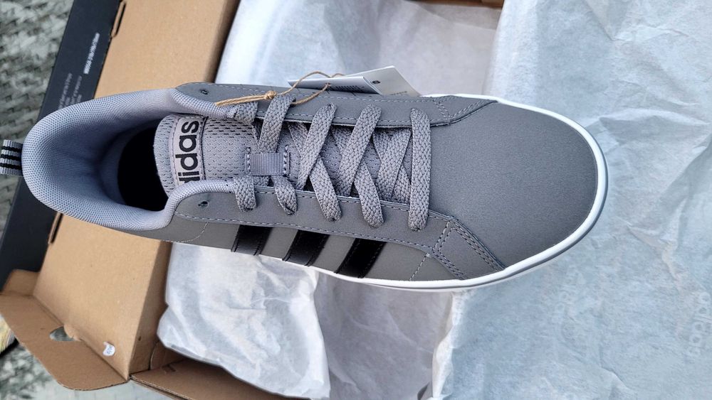 Sapatilhas homem - adidas - tamanho 41