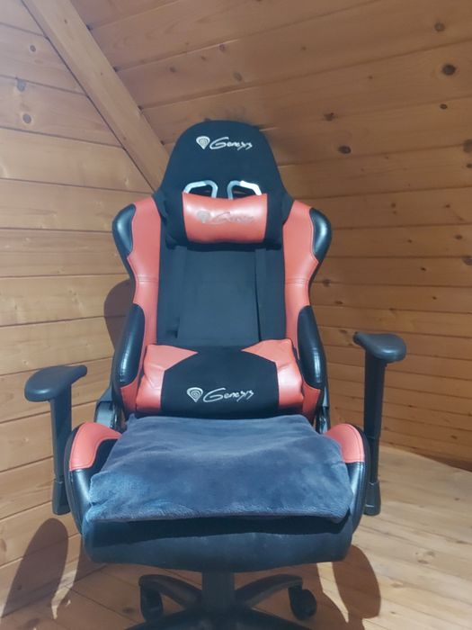 Fotel Genesis 550