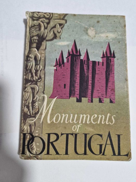 Livro Monuments of Portugal, Luís Reis Santos