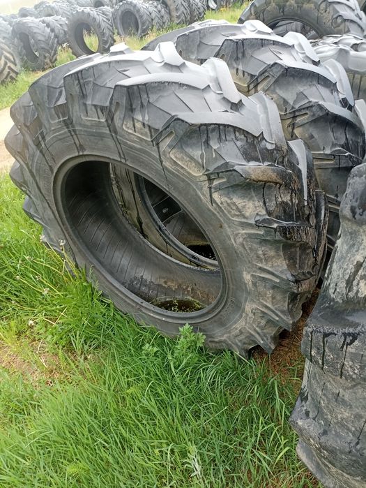Radialne opony zachodnie wzmocnione PIRELLI 16.9 R - 34 (420/85 TM300S