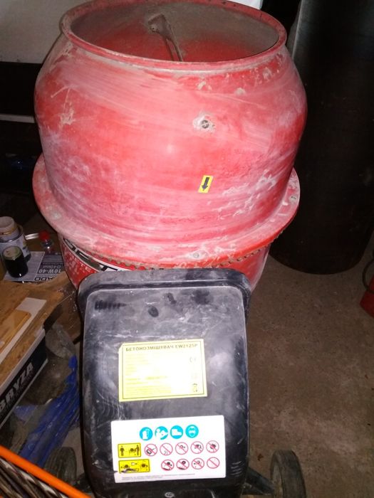 Сдам в аренду бетономешалку на 125 л, лестницу Krause, тачку садовую