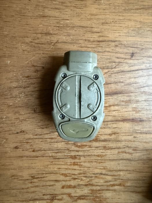 Фонарик тактический