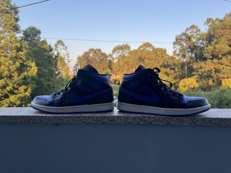 Air Jordan 1 Mid Royal