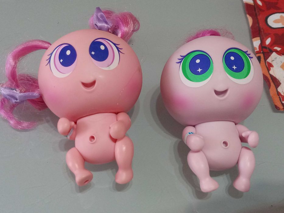 2 bonecos Distroller Neonato 2011 como novos