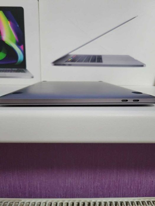 MacBook Pro 13" M2 8/256GB Space Gray