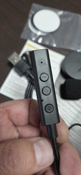 Auricular Bluetooth com Microfone para Capacete