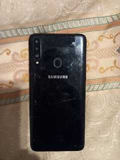 vendo telemovel Samsung Galaxy A20S para pecas por 5euros por avaria!!