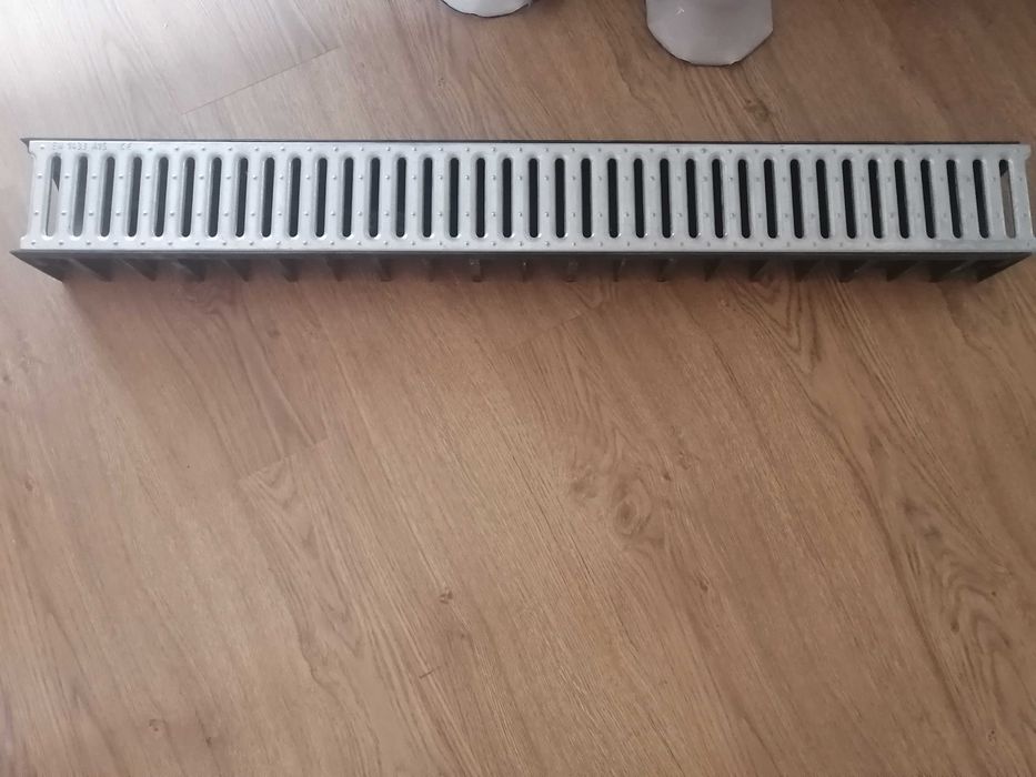 Odpływ liniowy garażowy Z KRATĄ STALOWĄ A15 MAX-DRAIN 1000X114X78 MM