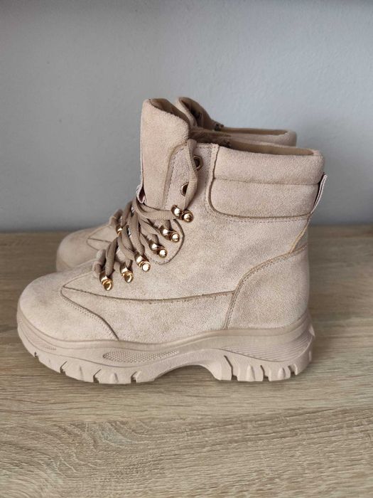 beżowe botki Vices 37 nowe