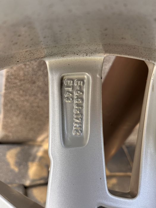 Felgi z oponami  17” OEM Audi