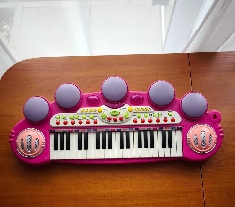Elektroniczny instrument klawiszowy