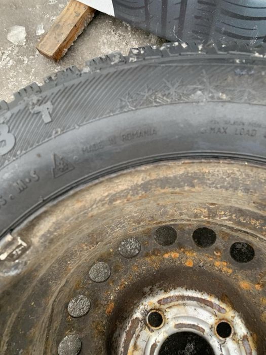 Шини 175/70 R13 Barum зима 7мм