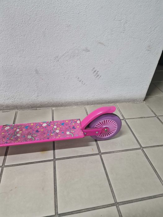 Trotinete para crianças.