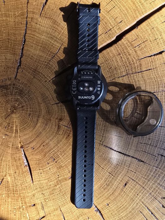 Годинник спортивний  suunto 9