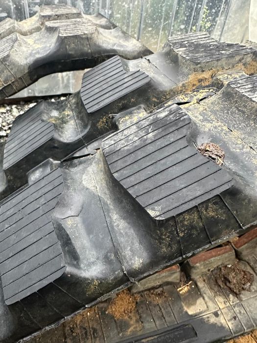 Gąsienica gumowa do mini koparki 260×109×37